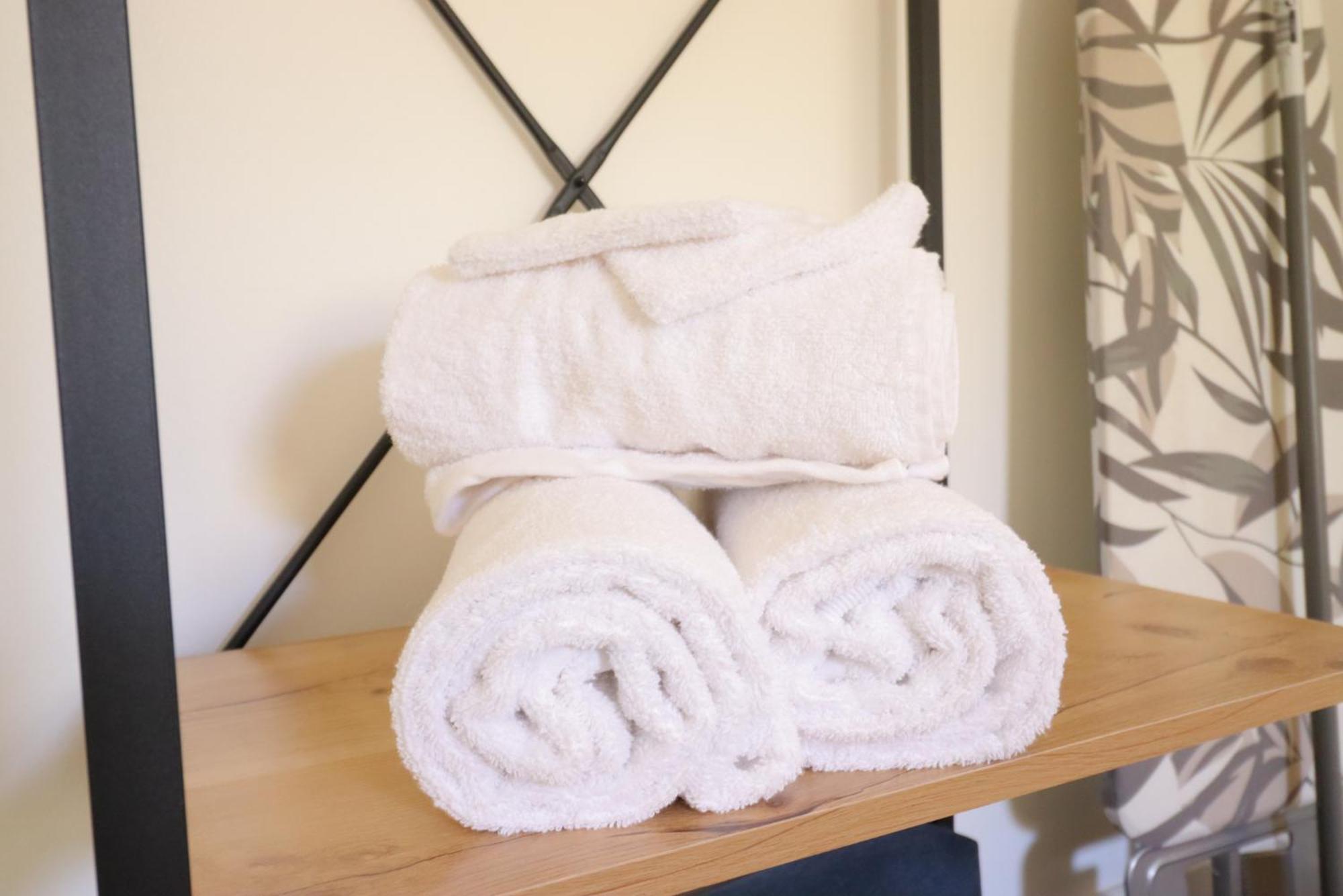 Le Neo - Studio Chic Avec Sa Cour Privative Et Fibre Bergerac Bilik gambar
