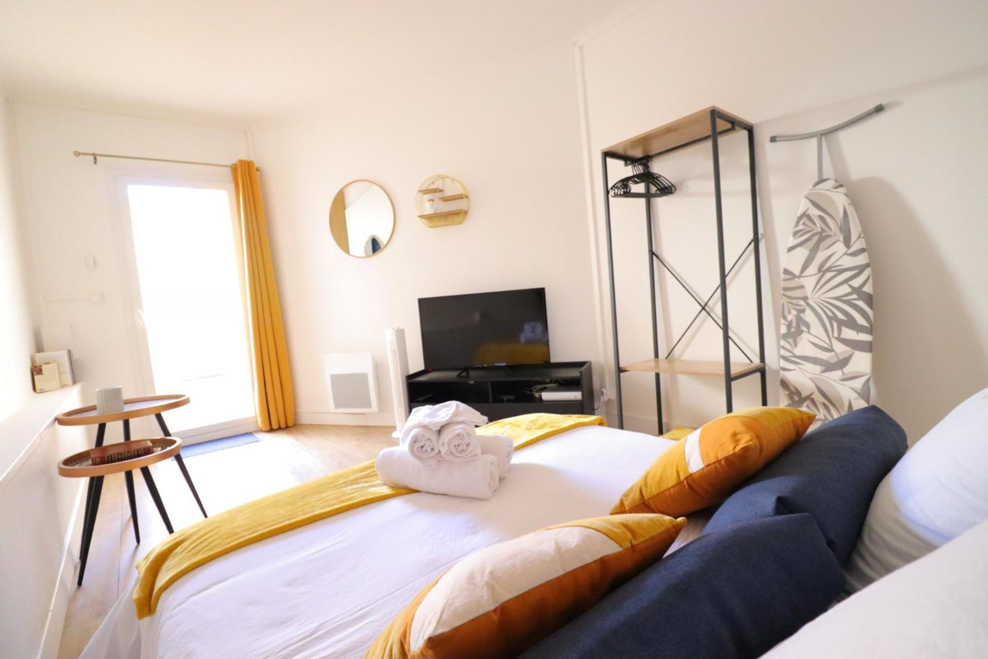 Le Neo - Studio Chic Avec Sa Cour Privative Et Fibre Bergerac Bilik gambar