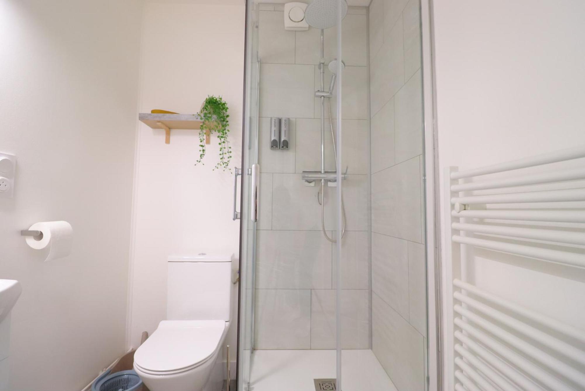 Le Neo - Studio Chic Avec Sa Cour Privative Et Fibre Bergerac Bilik gambar