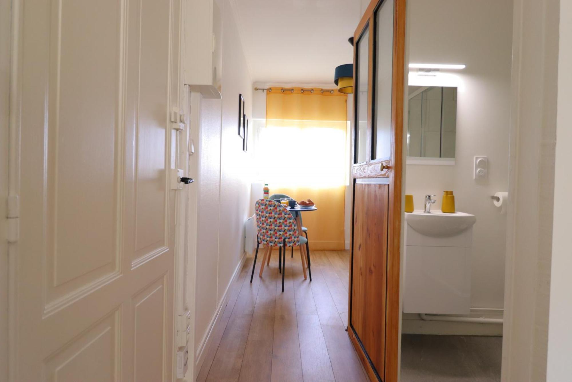Le Neo - Studio Chic Avec Sa Cour Privative Et Fibre Bergerac Bilik gambar