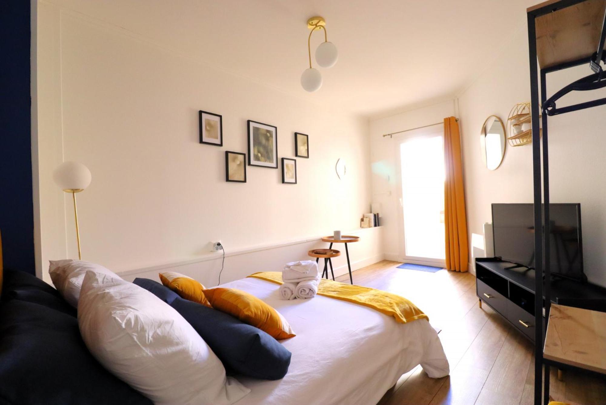 Le Neo - Studio Chic Avec Sa Cour Privative Et Fibre Bergerac Bilik gambar