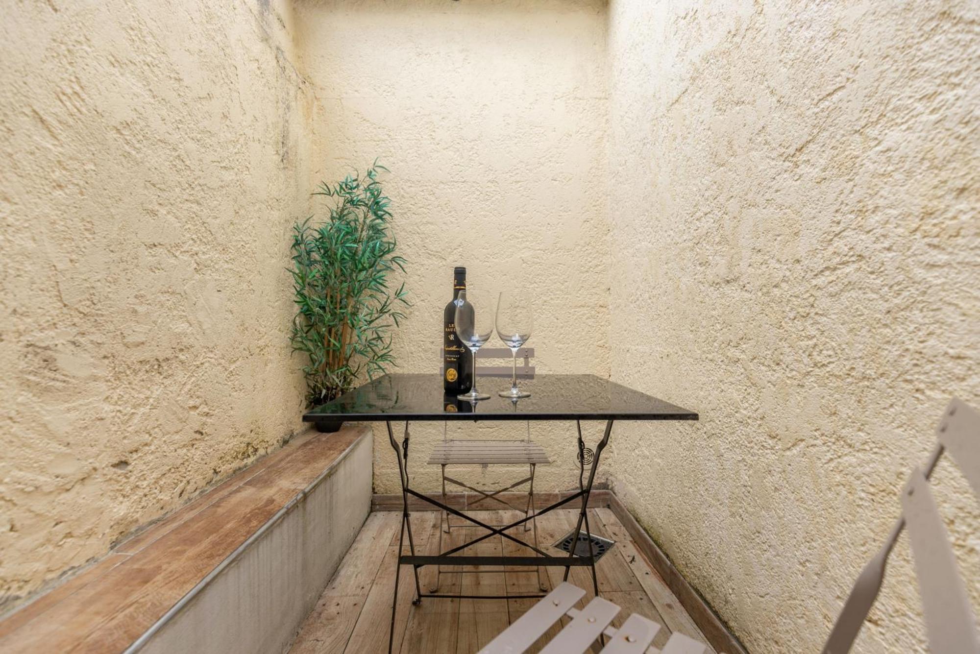 Le Neo - Studio Chic Avec Sa Cour Privative Et Fibre Bergerac Luaran gambar